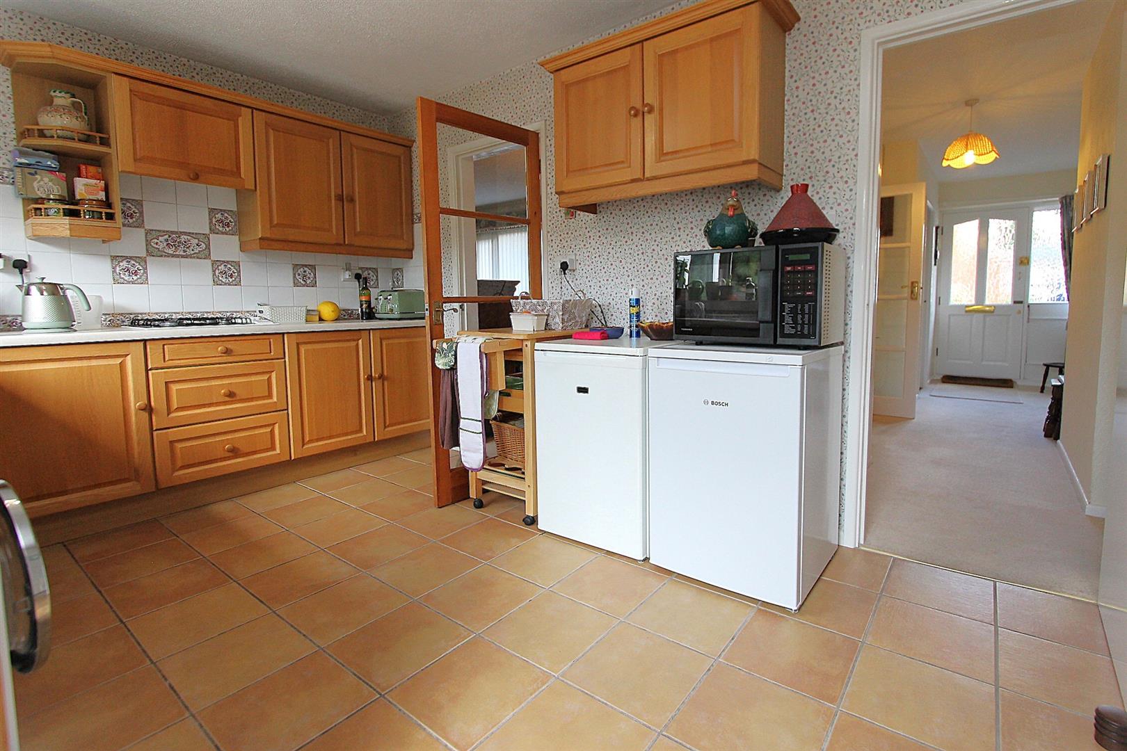 3 bed property in Mallard Avenue, Kidderminster